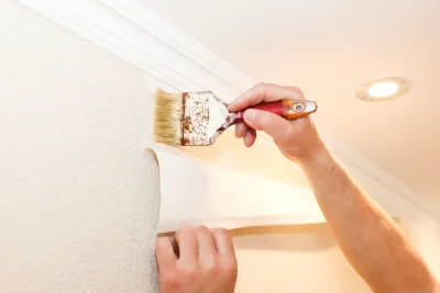 Pose de papier peint à Vareilles — revêtements muraux et toiles de verre